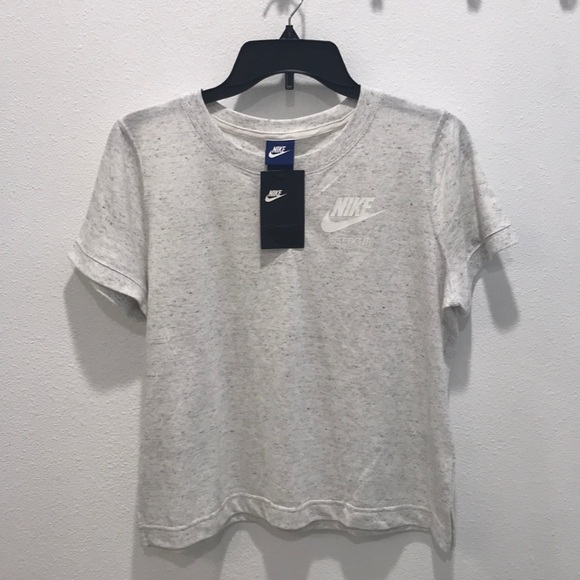 Nike Tops - 🖤 NWT Women's Nike Gym Vintage Top